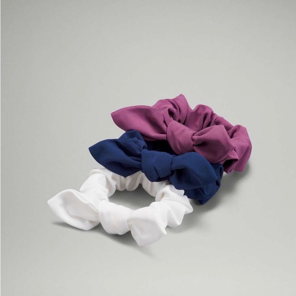 lululemon athletica Accessories - Lululemon Uplifting Bow Scrunchie 3 Pack, Vintage Plum / Mineral Blue / White
